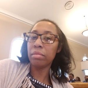 Meet your Posher, Cassandra